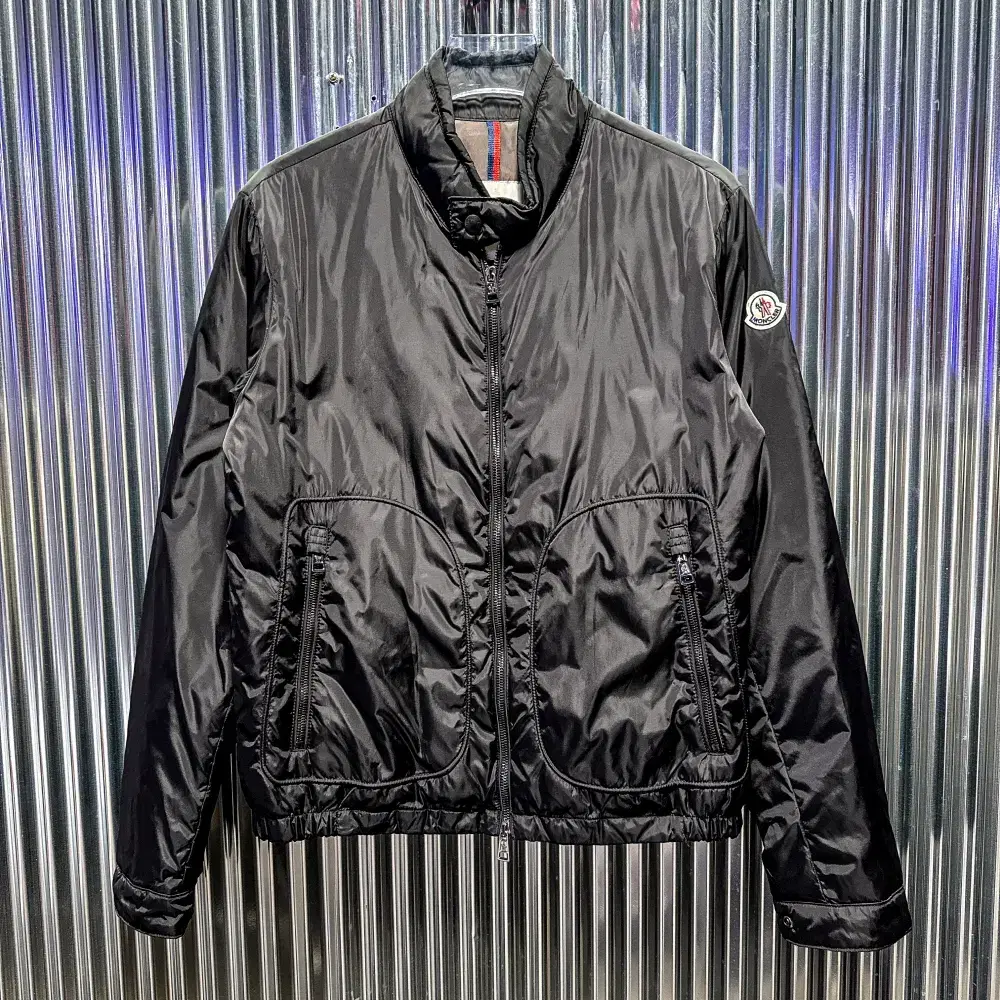 Moncler Padded Bloisons Jacket (Domestic M) CE788