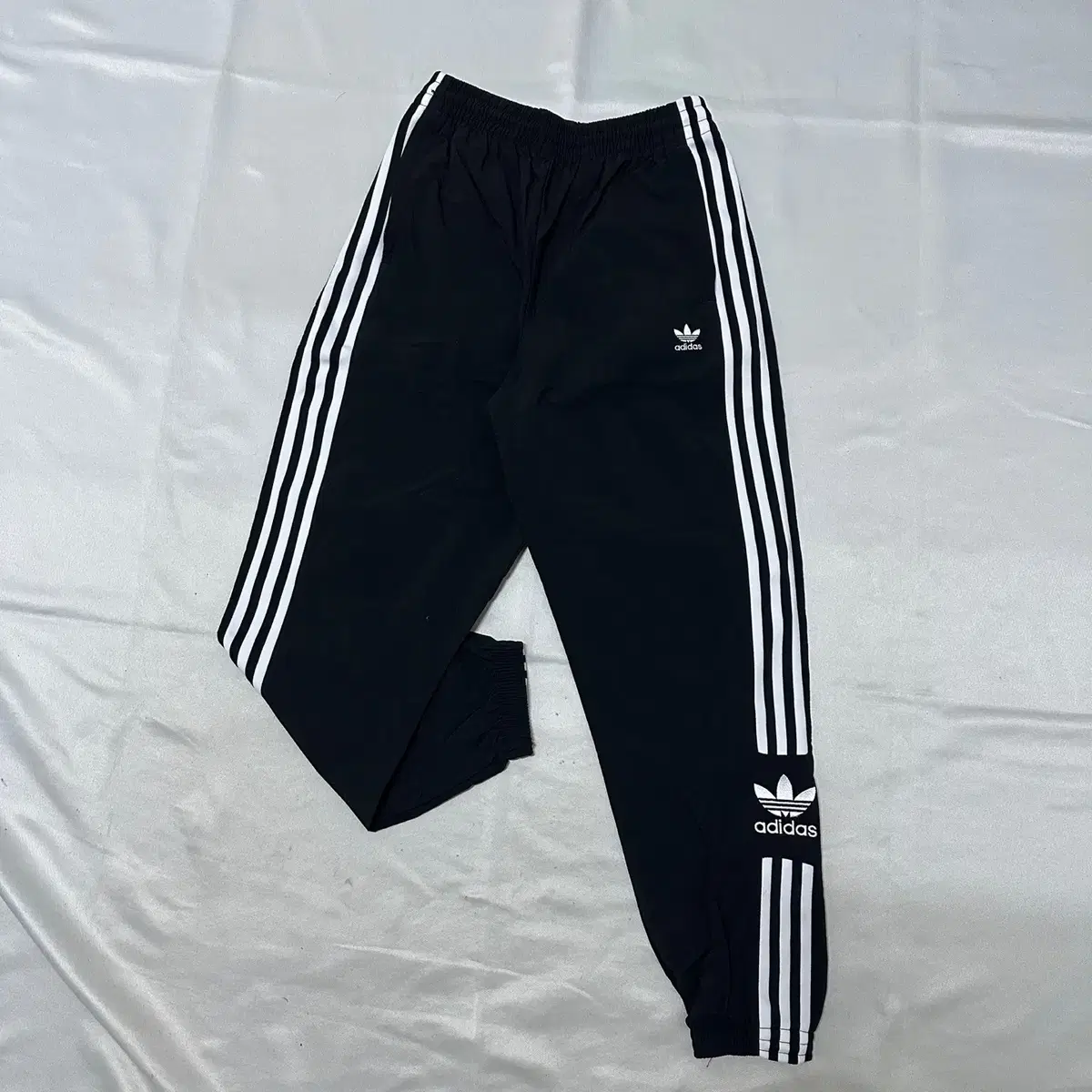 [S] Adidas Nylon Jogger Pants Wanwon Shop