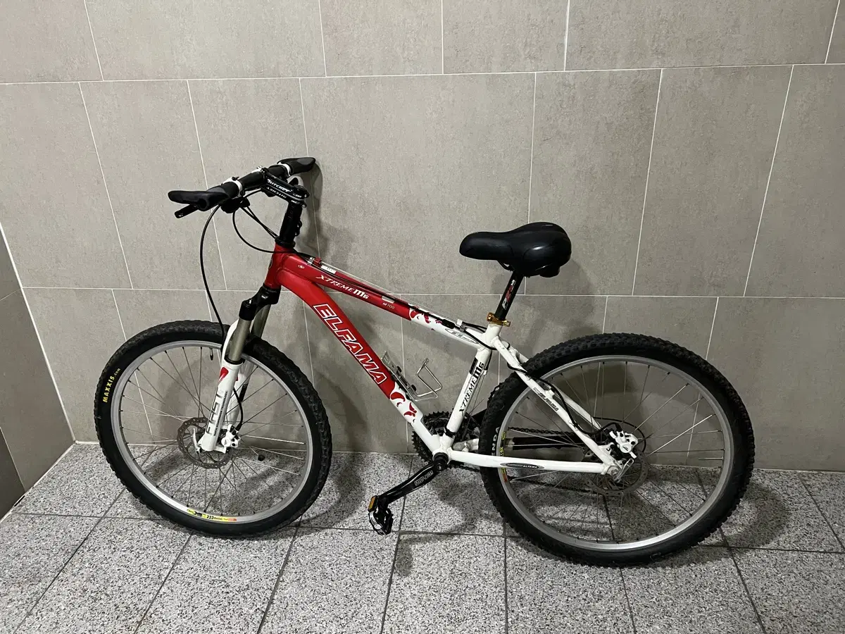 엘파마 익스트림 M6 M700 MTB