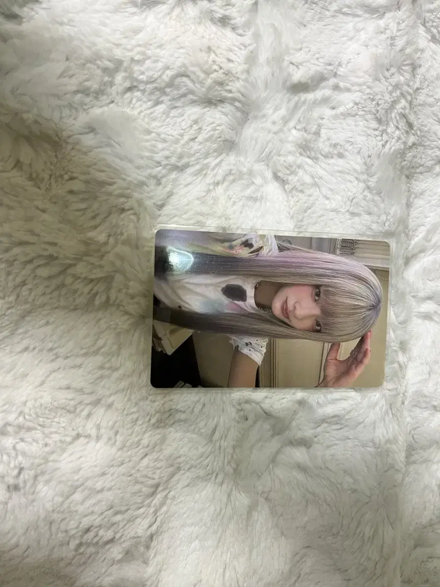 Eilidh Iroha Cherish weverse pre-order benefit photocard sell WTS