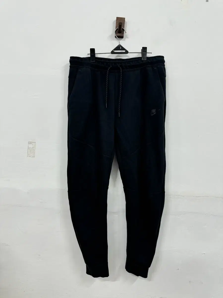 (37-38)Nike Tech Fleece Jogger Pants