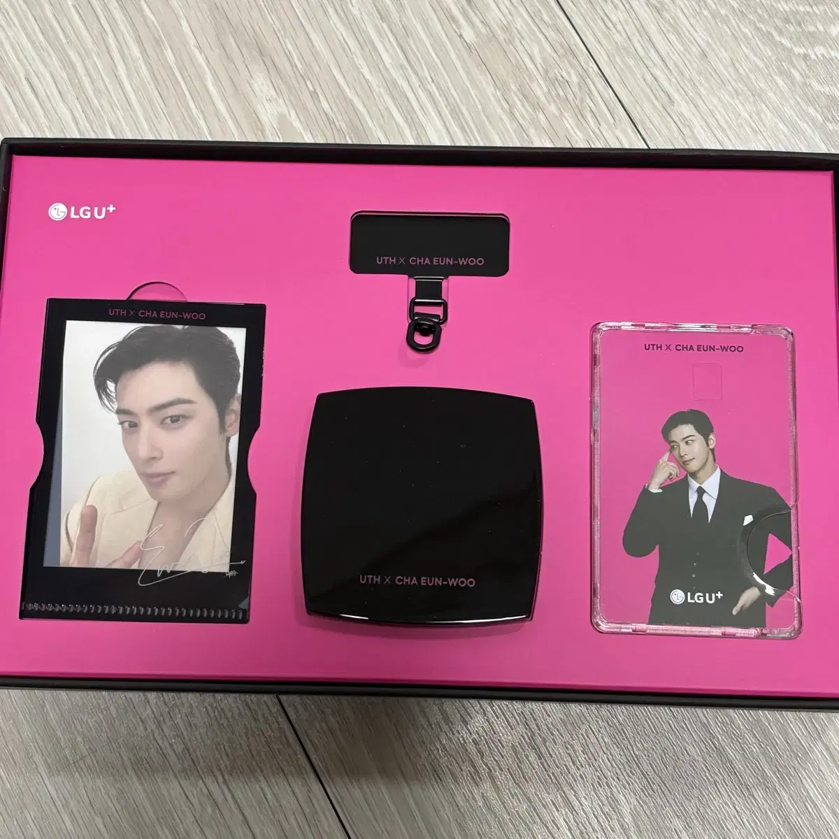 Cha Eunwoo Uplus limited edition Goods