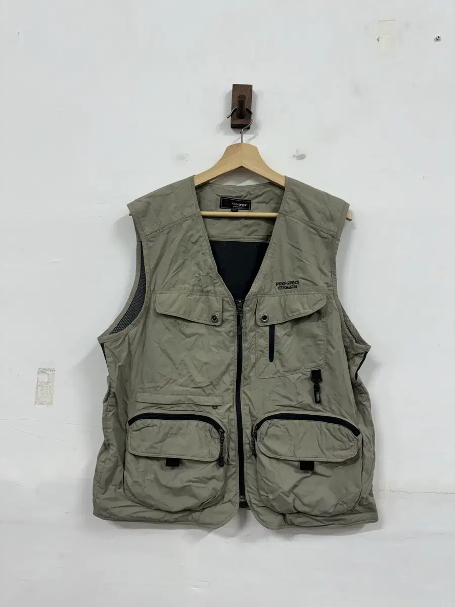 (100)Prospect Vintage Fishing Vest