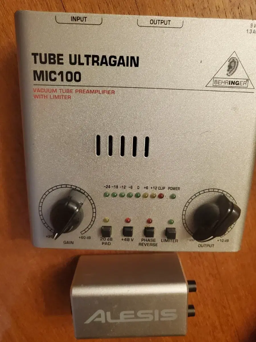 벨링거 tube ultragain mic 100