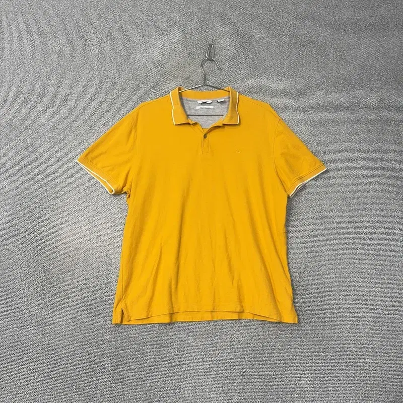 Calvin Klein Yellow Short Sleeve Karati L