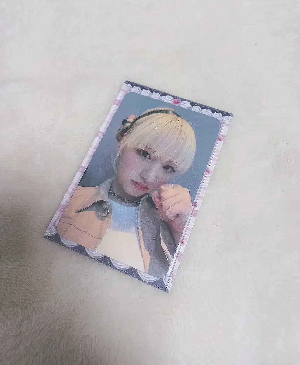 Ive liz lovedive soundwave 3rd pre-order benefit unreleased photocard photocard sell.