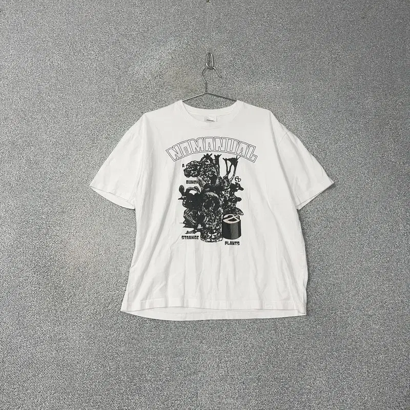 No-Manual Printed White Vahn Tee M