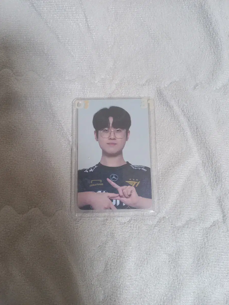 Busan pop up Zeus WTS