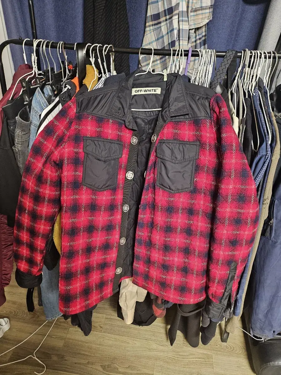 [S]Off-white flannel puffer shirt