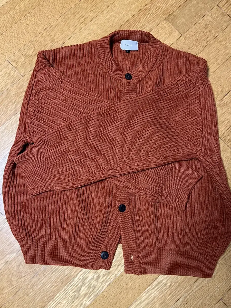 Bigin 202 Round Knit Size 3 (Like New)