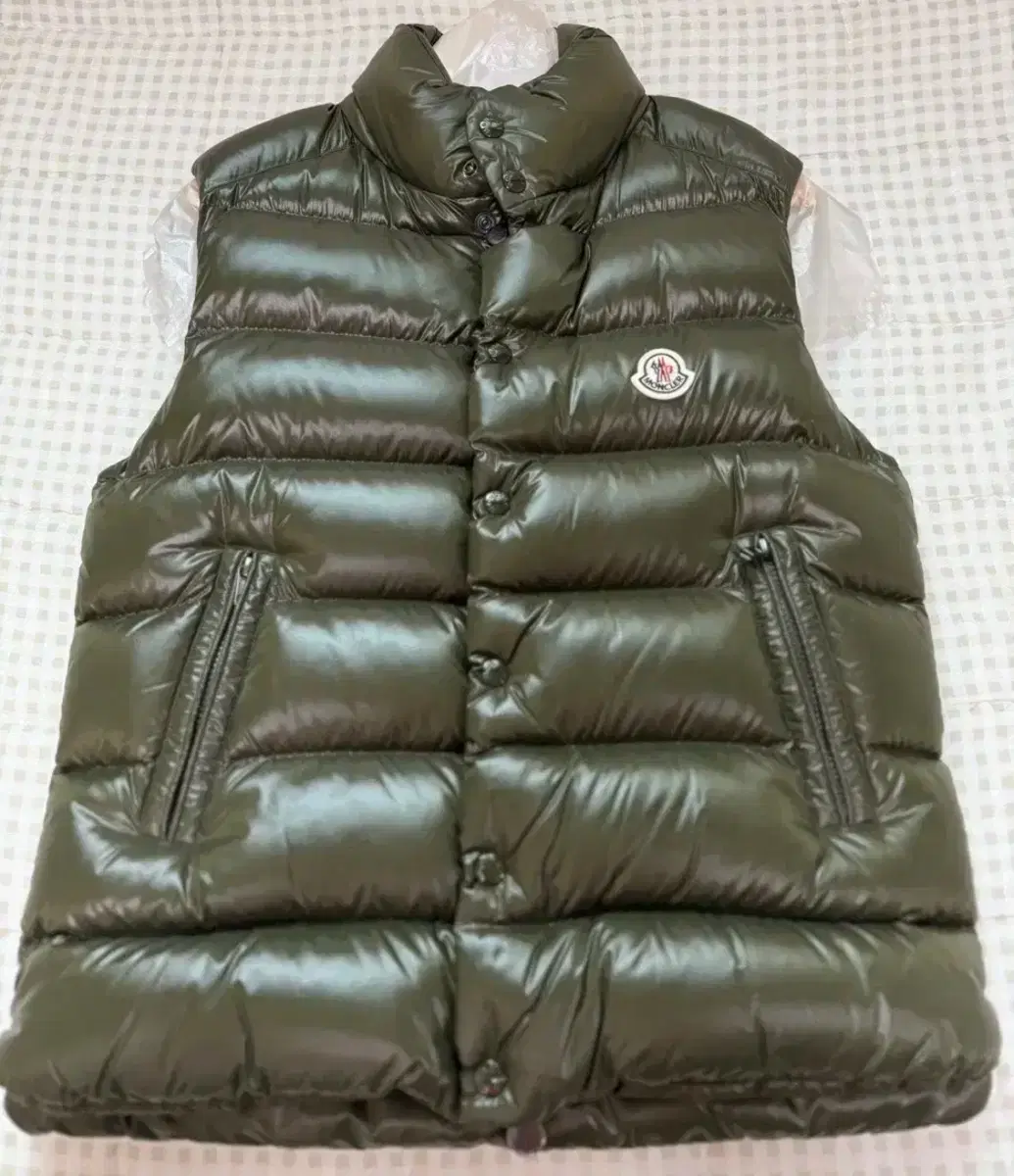 Moncler TIBB Tibb Padded Vest New Olive Green Size 0 Germany Made Home