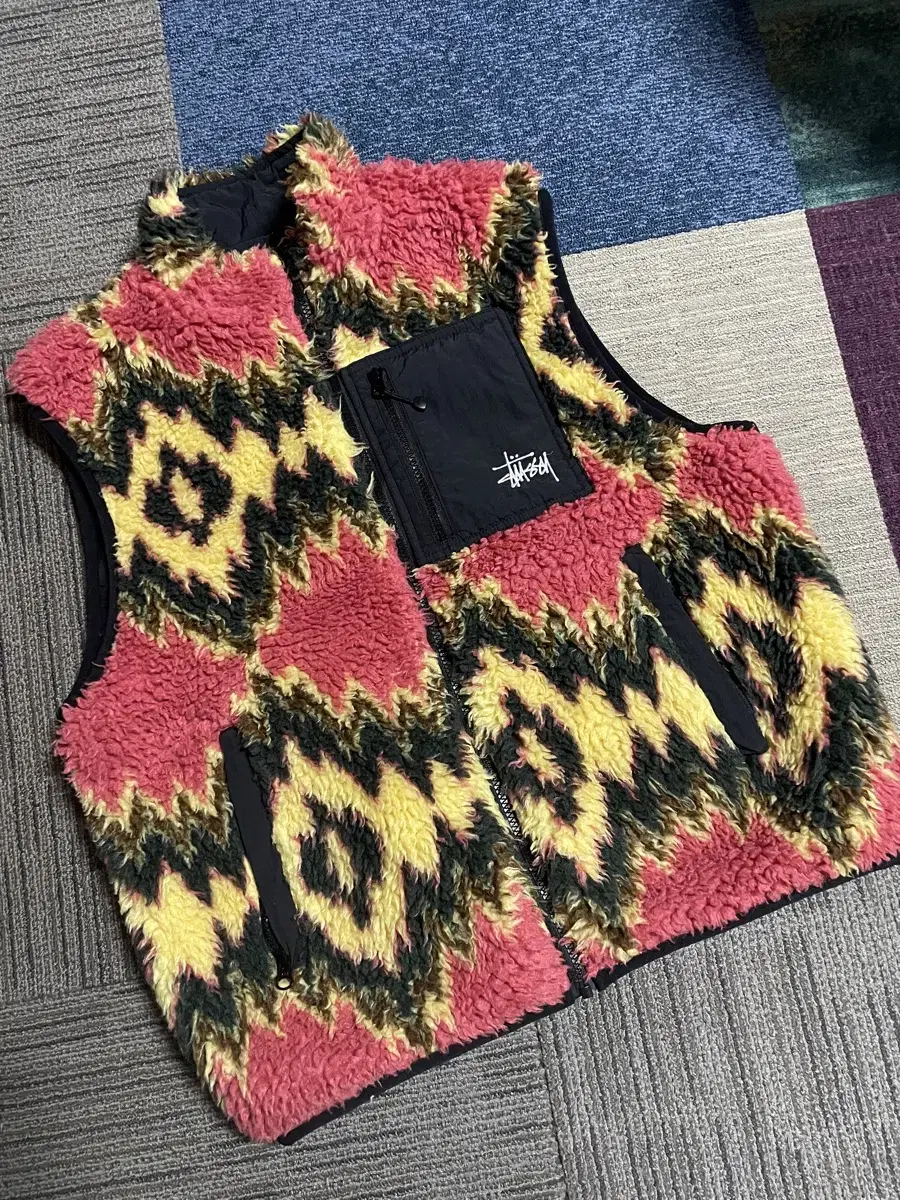 [L] Stussy stussy Sherpa Vest