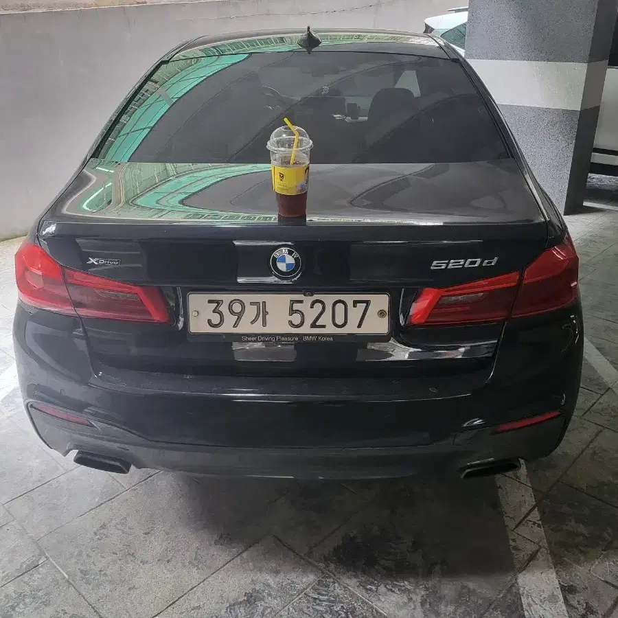 18년식2월520d 디젤4륜 xdrive m 스포츠 플러스최고등급