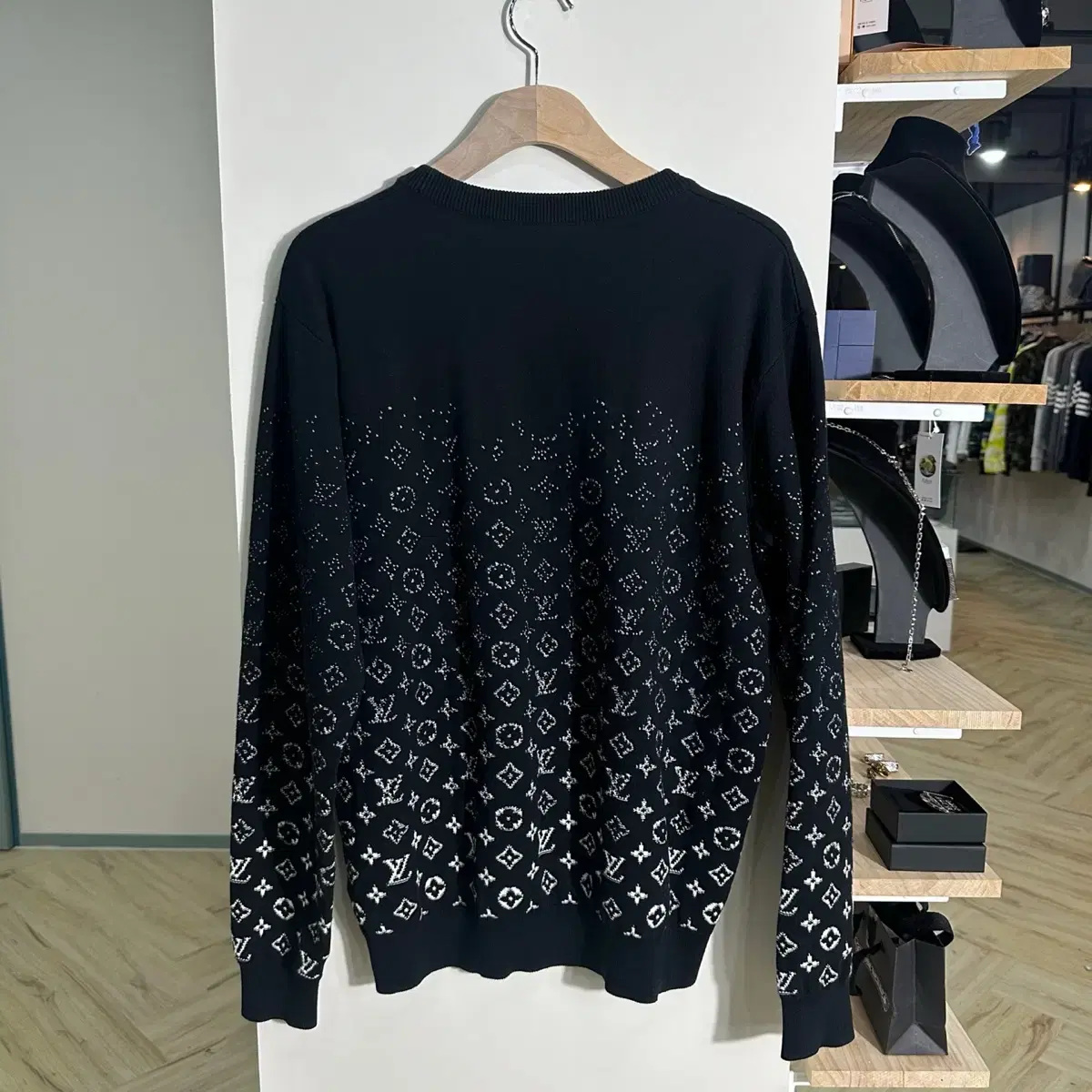 [L] Louis Vuitton Knit