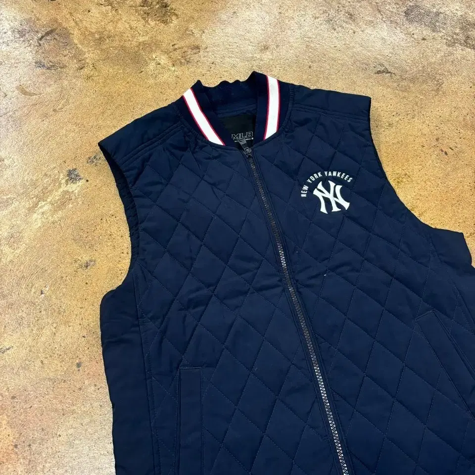 [ Genuine/95 ] MLB M LB quilted vest zip up