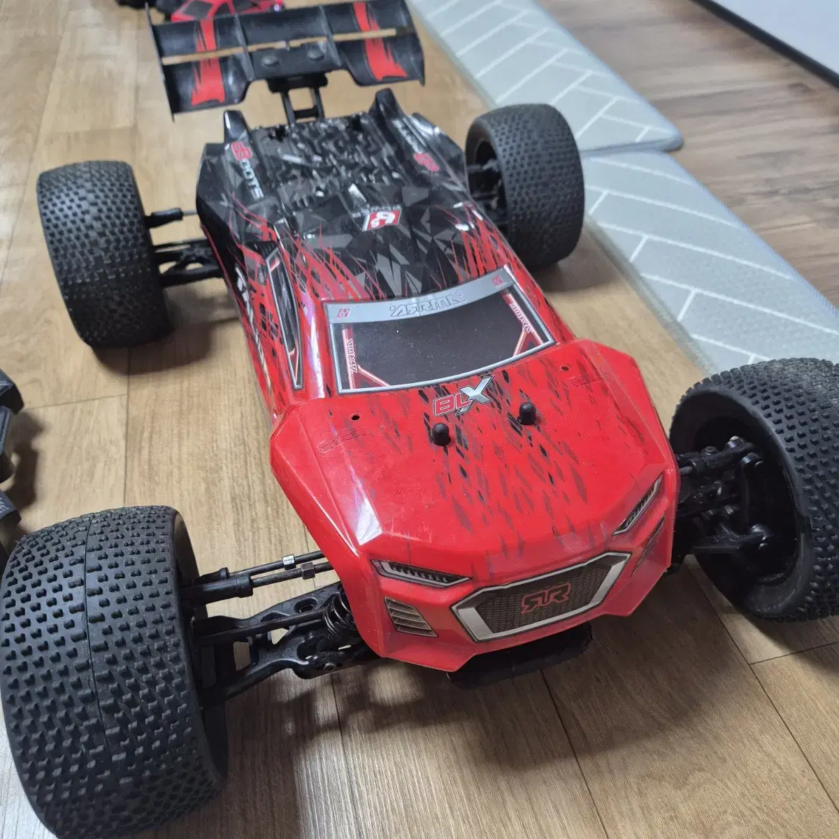 1:8 RC