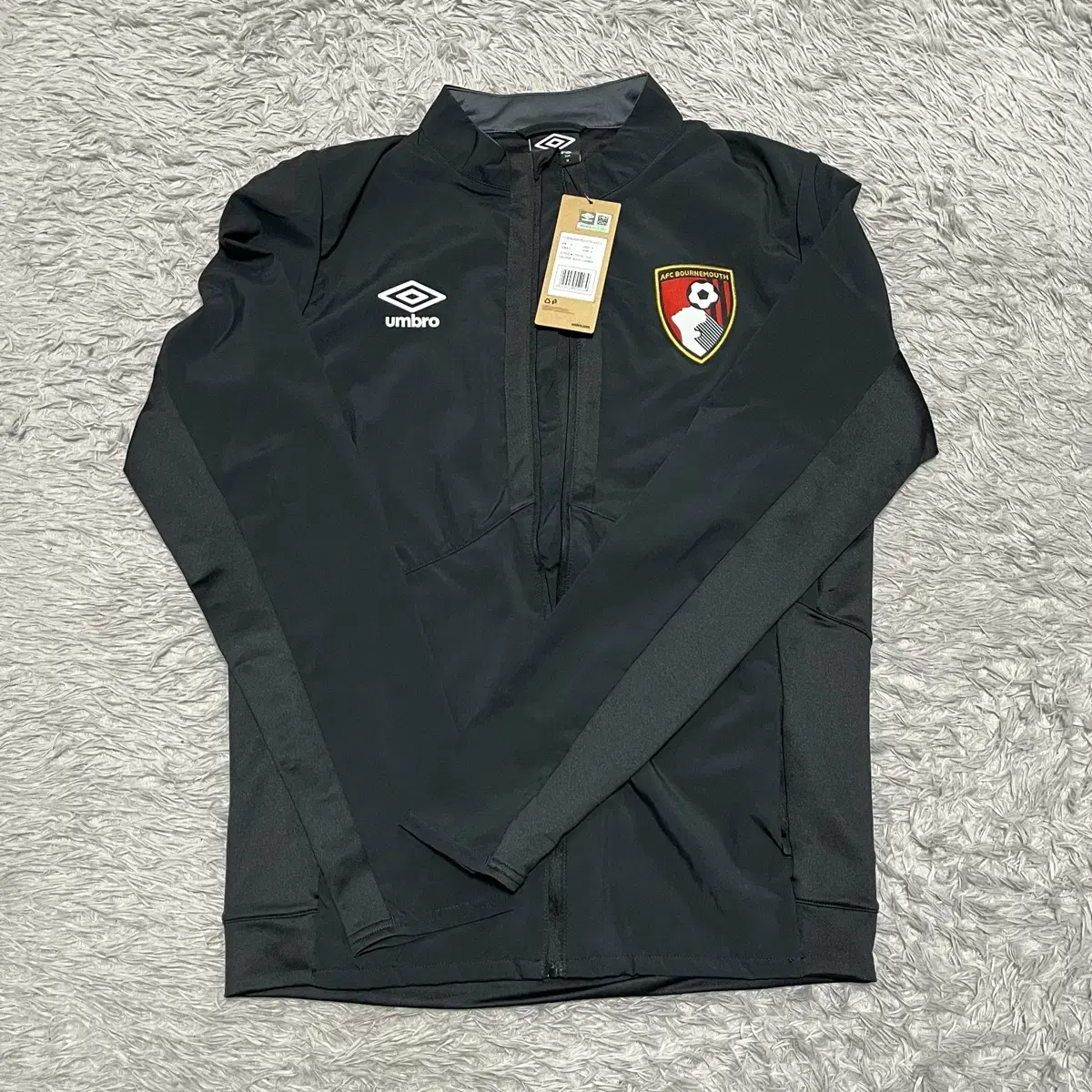 Umbro Bournemouth jacket new for sale