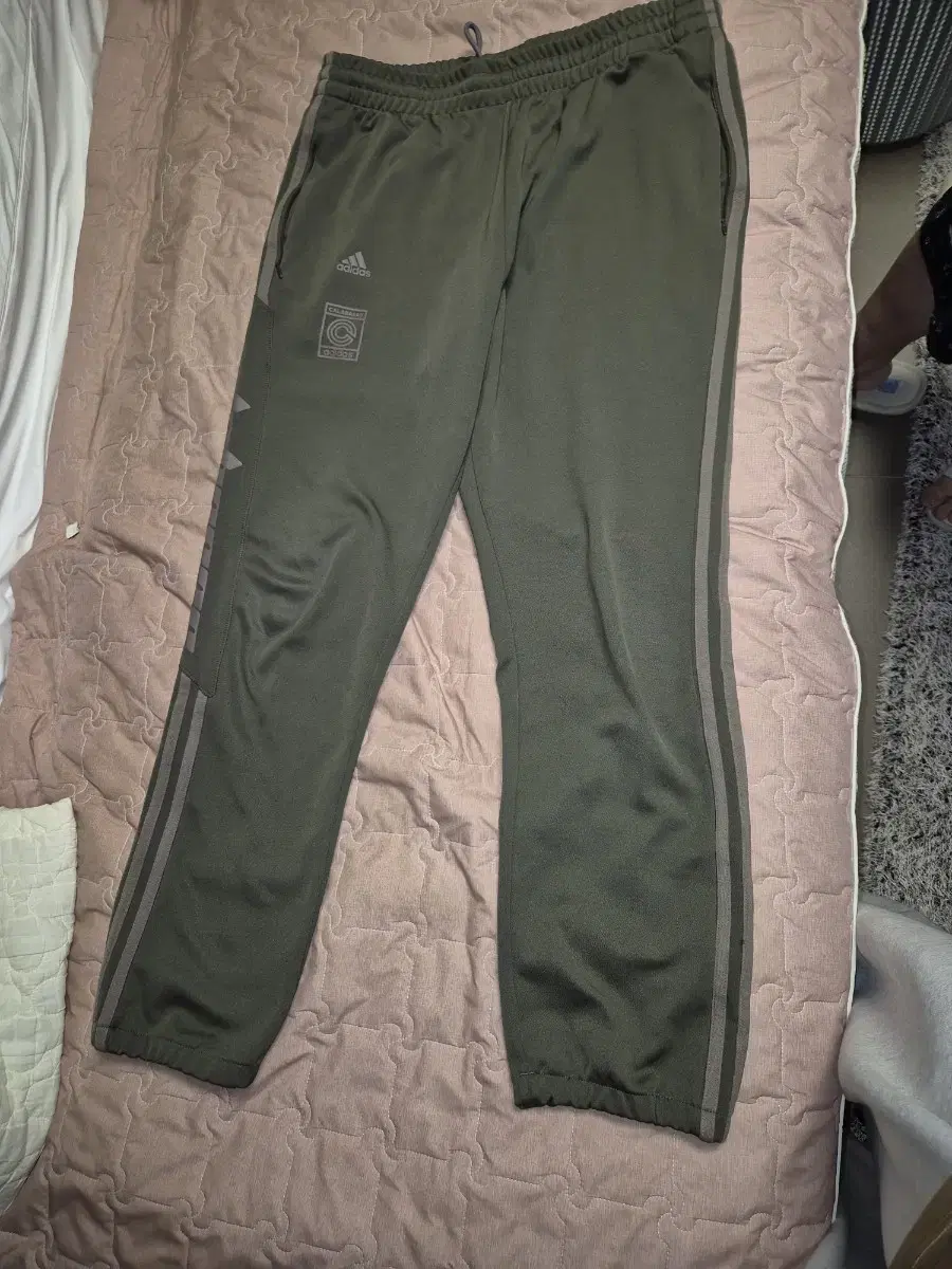 Calabasas Pants