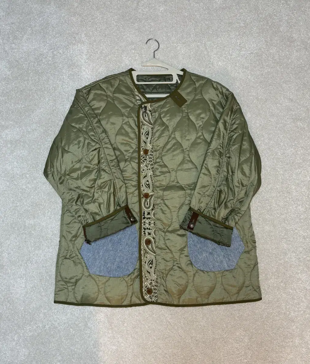 Bonlow Khaki Quilted Jacket / Funnel Jacket