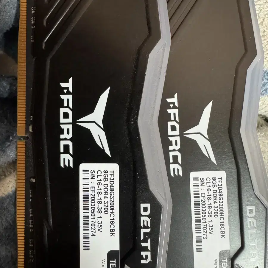 TeamGroup T-Force DDR4-3200 CL16 Delta