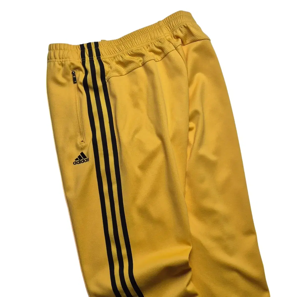 [100] Adidas Trackpants Yel