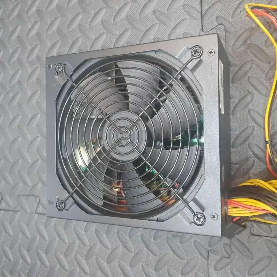 파워서플라이 750w 80plus브론즈