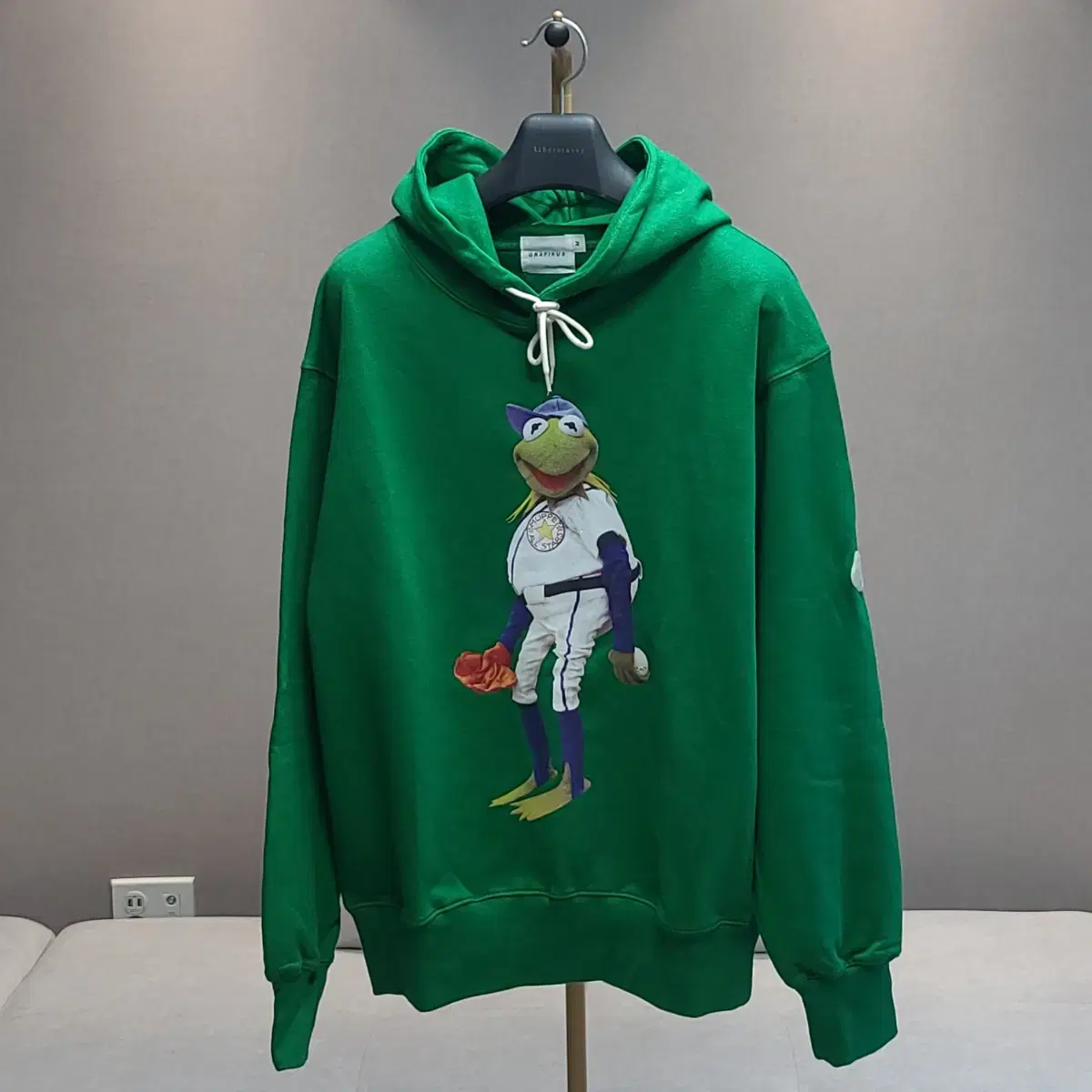 105 ) GRAFIKUS Frog Green Hoodie