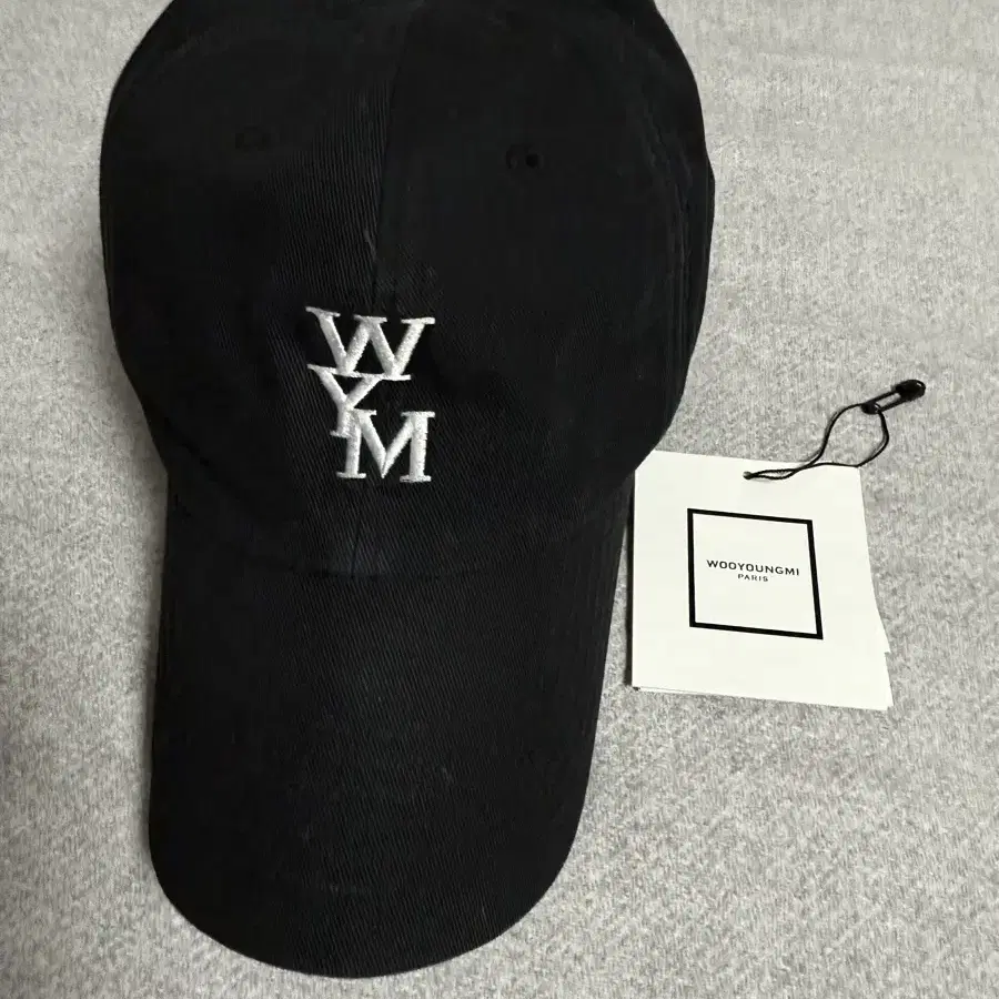 우영미 wym 볼캡 23ss