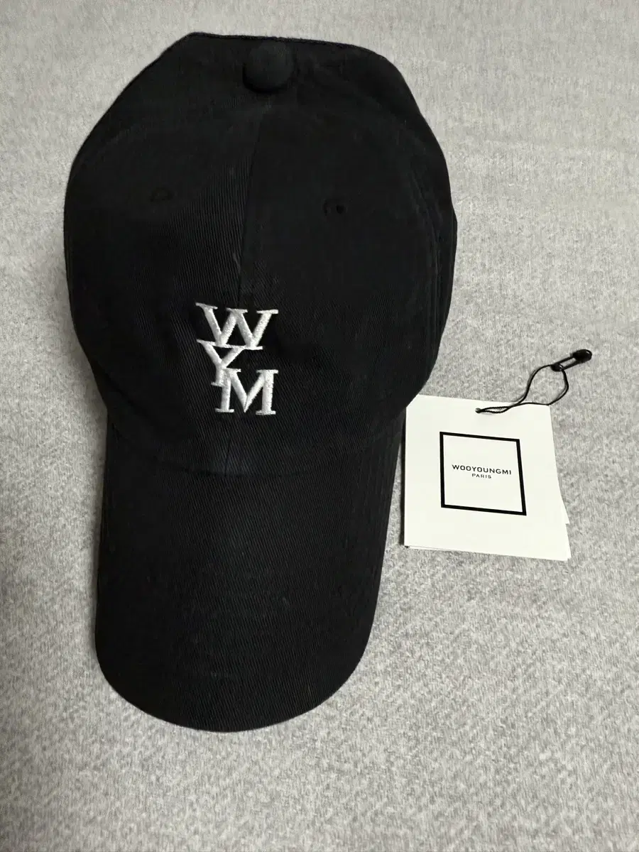 우영미 wym 볼캡 23ss