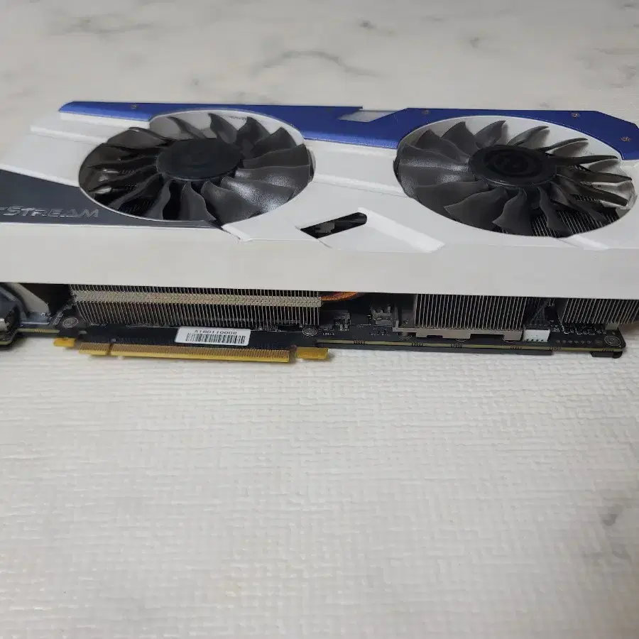 (무배)GTX1080ti 11g 슈퍼 제트스트림 이엠텍 제품