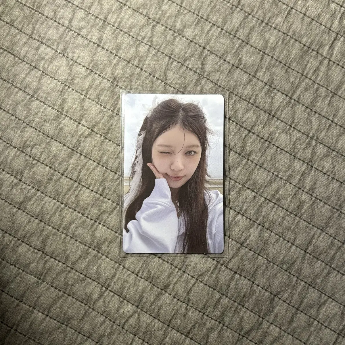 Eyelet Mocha weverse ld preorder pre-order benefit unreleased photocard Photocard