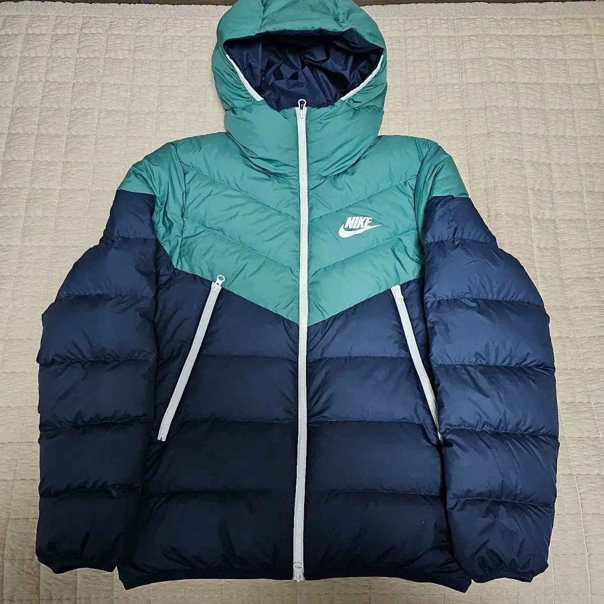 Nike Stormfit Windrunner Padding