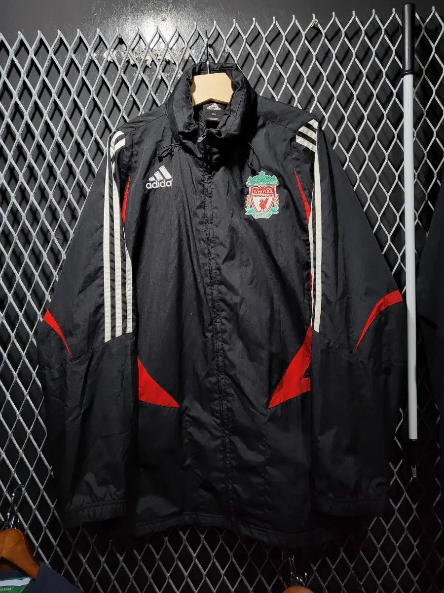 adidas Liverpool Carlsberg Windbreaker