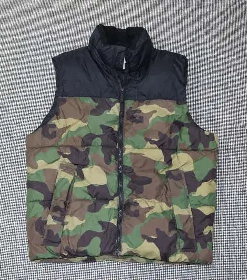 H&M Vest 100