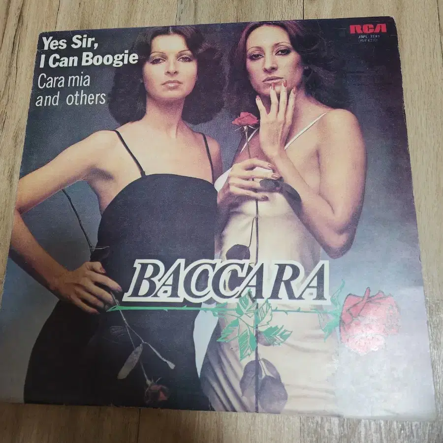 BACCARA