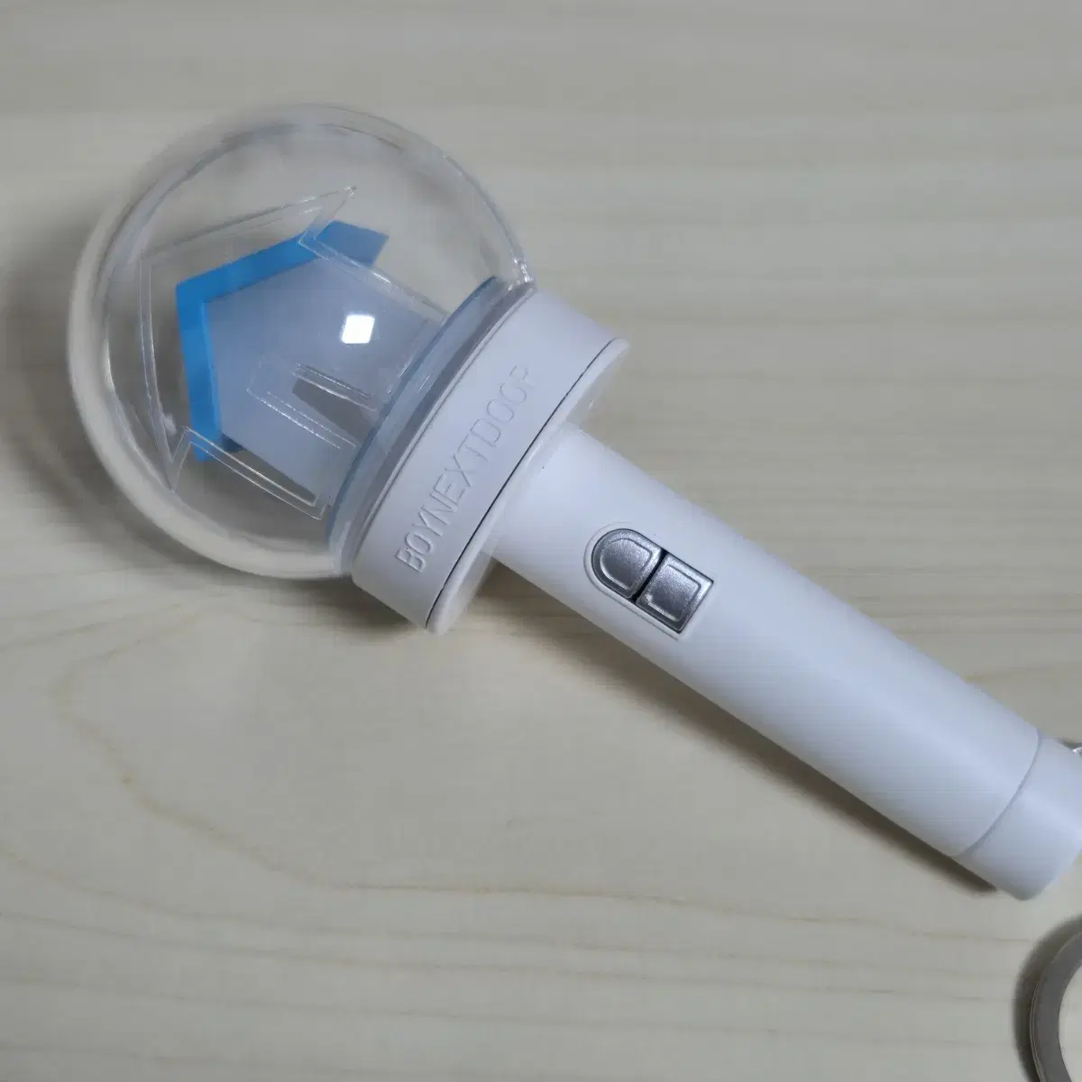 boynextdoor mini lightstick keyring wonderbong boynextdoor