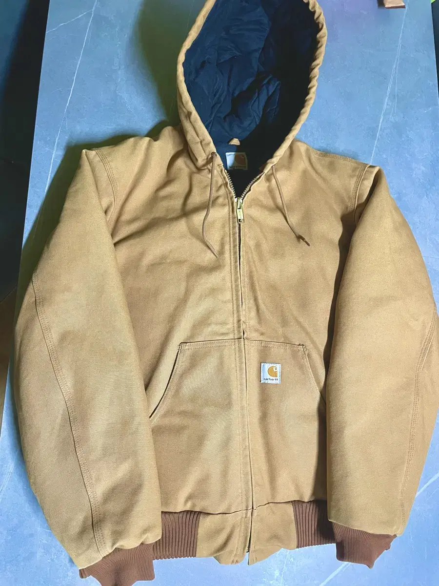 Calhart Duck Active Jacket (M) Brown color j140