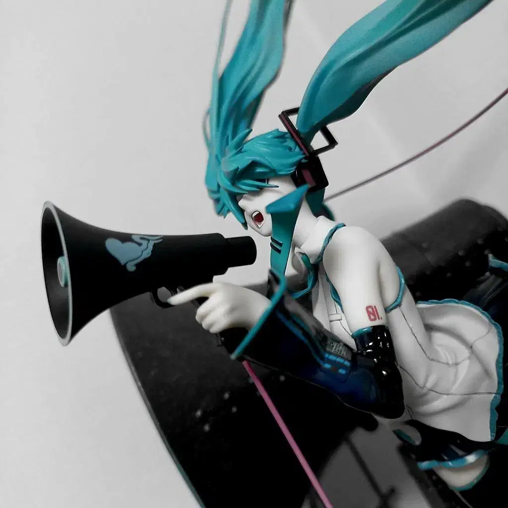 Rush)Vocaloid Hatsune Miku Love is War DX.VER Scale Figure