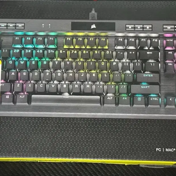 커세어 K70 RGB TKL OPX 광적축 게이밍 기계식키보드 새상품