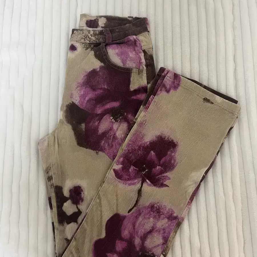 vintage floral trousers