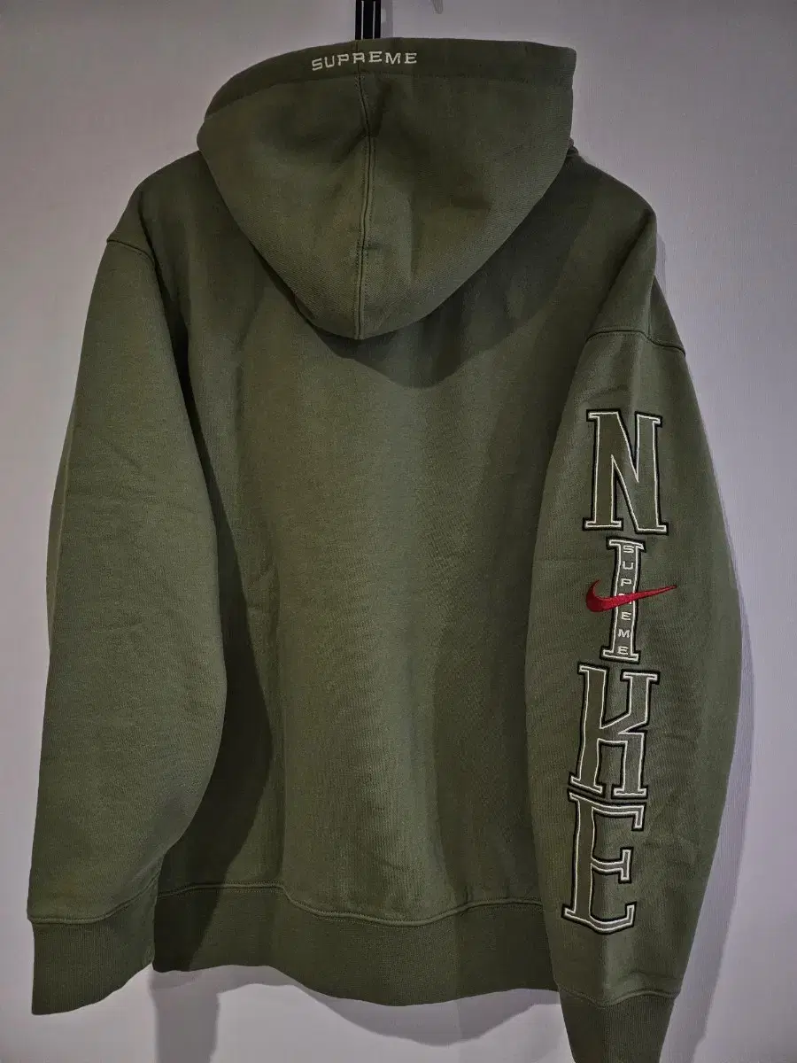 Supreme x Nike Kimono Hooded Sweatshirt limited edition Nike