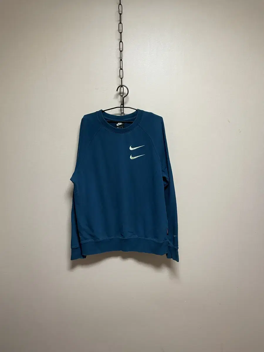 [Nike] Front and Back Logo Sweatshirt (size 95)