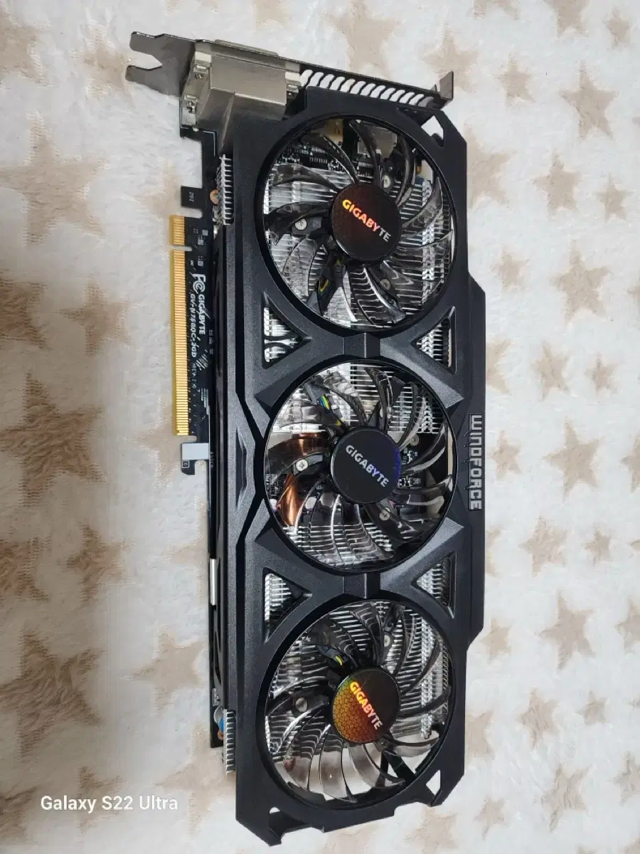 GTX760 2G 기가바이트 GV-N760 3팬