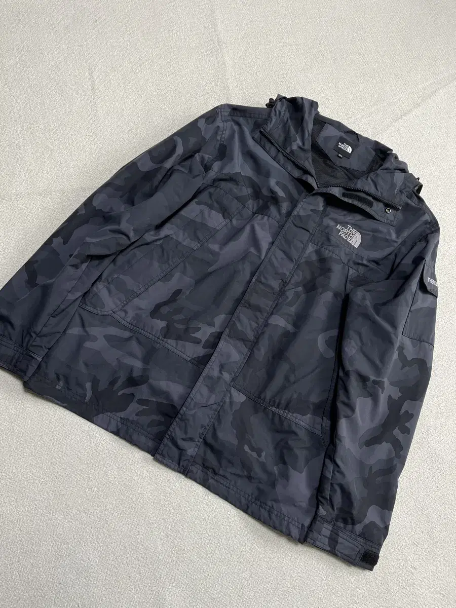 The North Face Camo Military Windbreaker 100-105