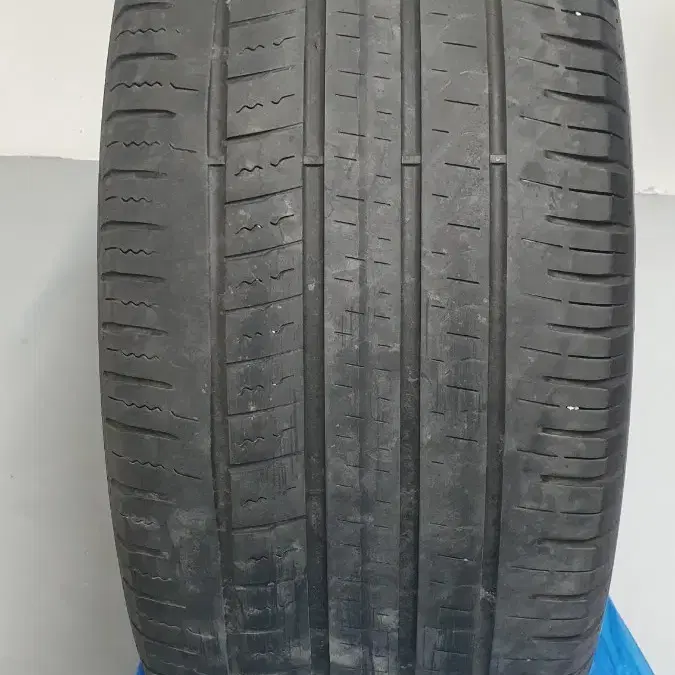 타이어 피렐리 265/45R 20 4개  1대분