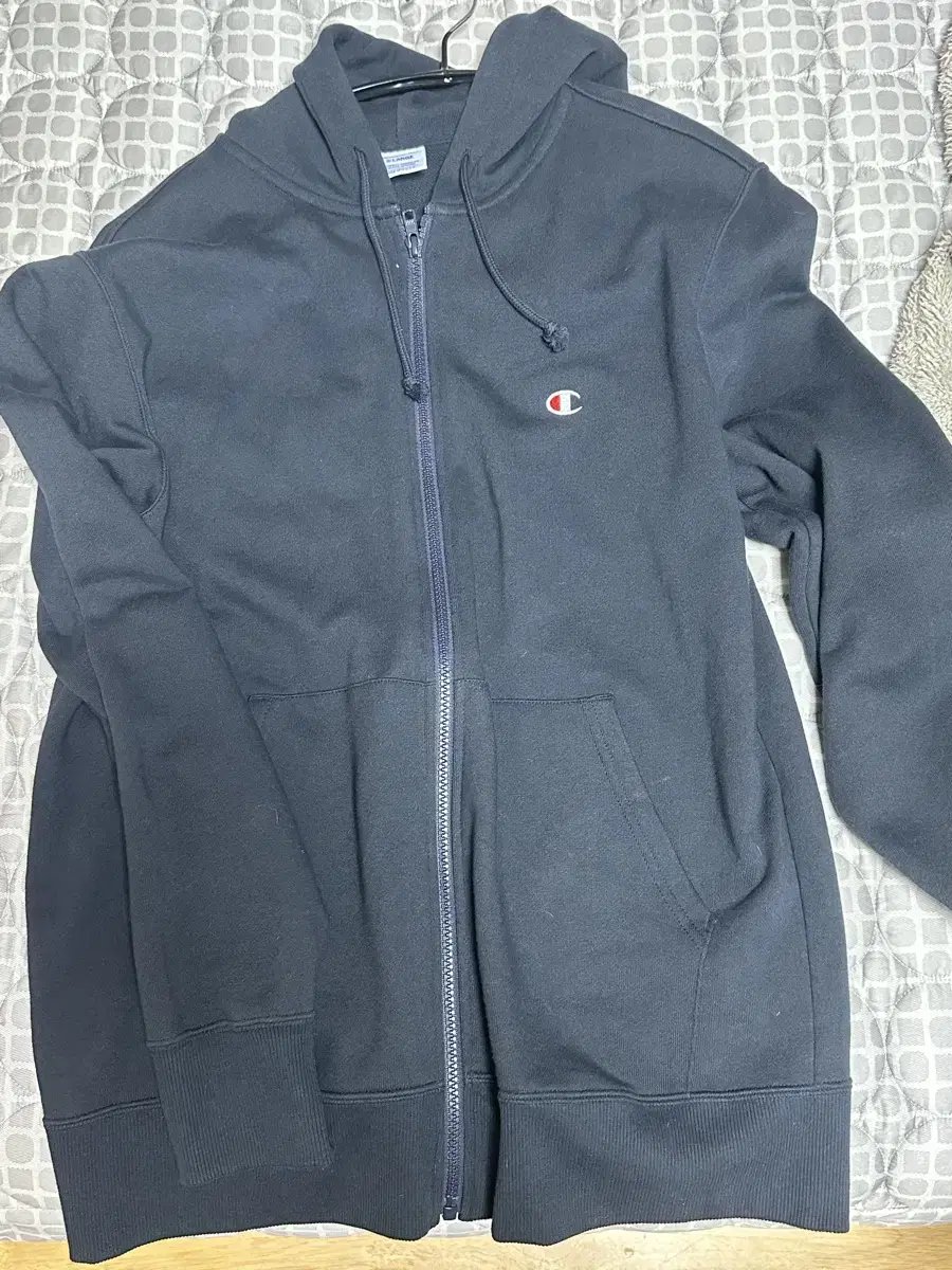 Champion Hooded Zip-Up X-Large Sells