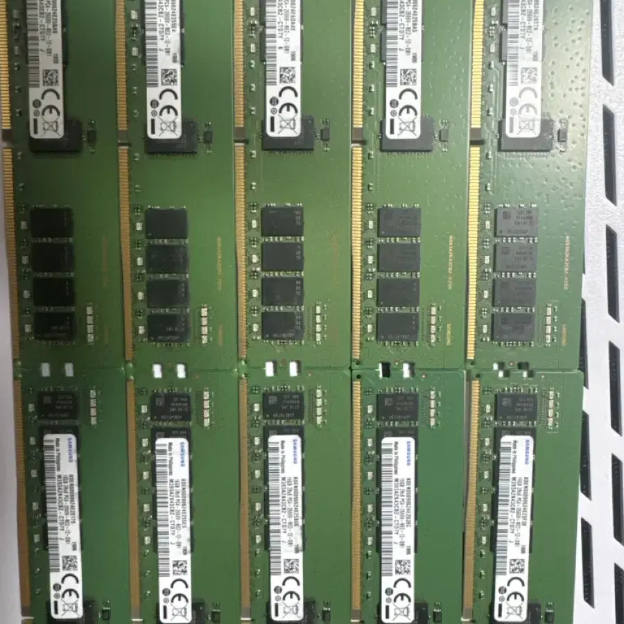 DDR4-2666v ECC/REG 서버용 메모리 16GB x10장