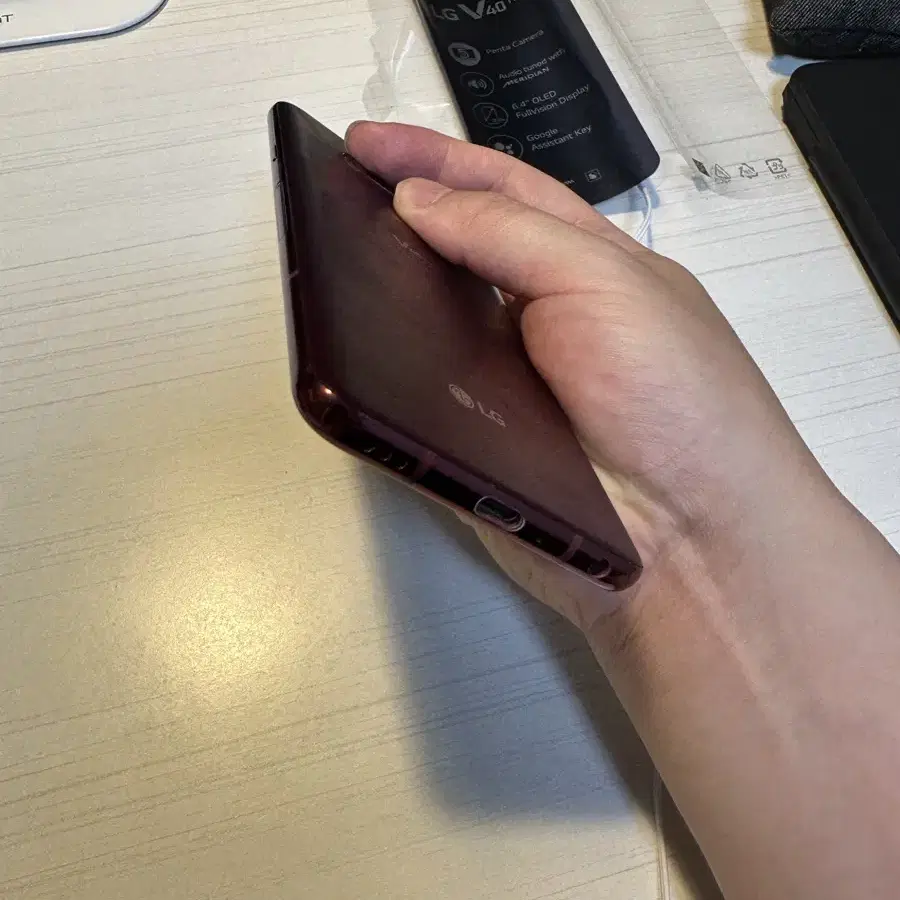 lg v40(128g, skt, 정상해지)