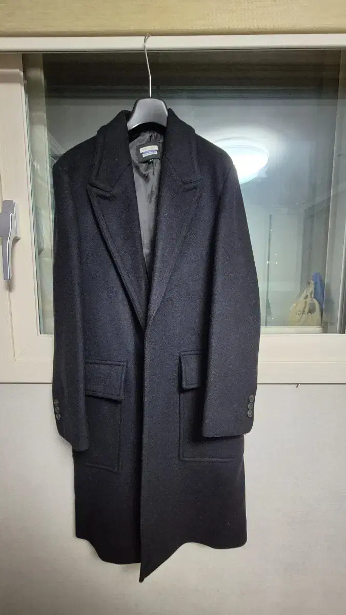 Burton Seoul Men's Wool Coat size 48