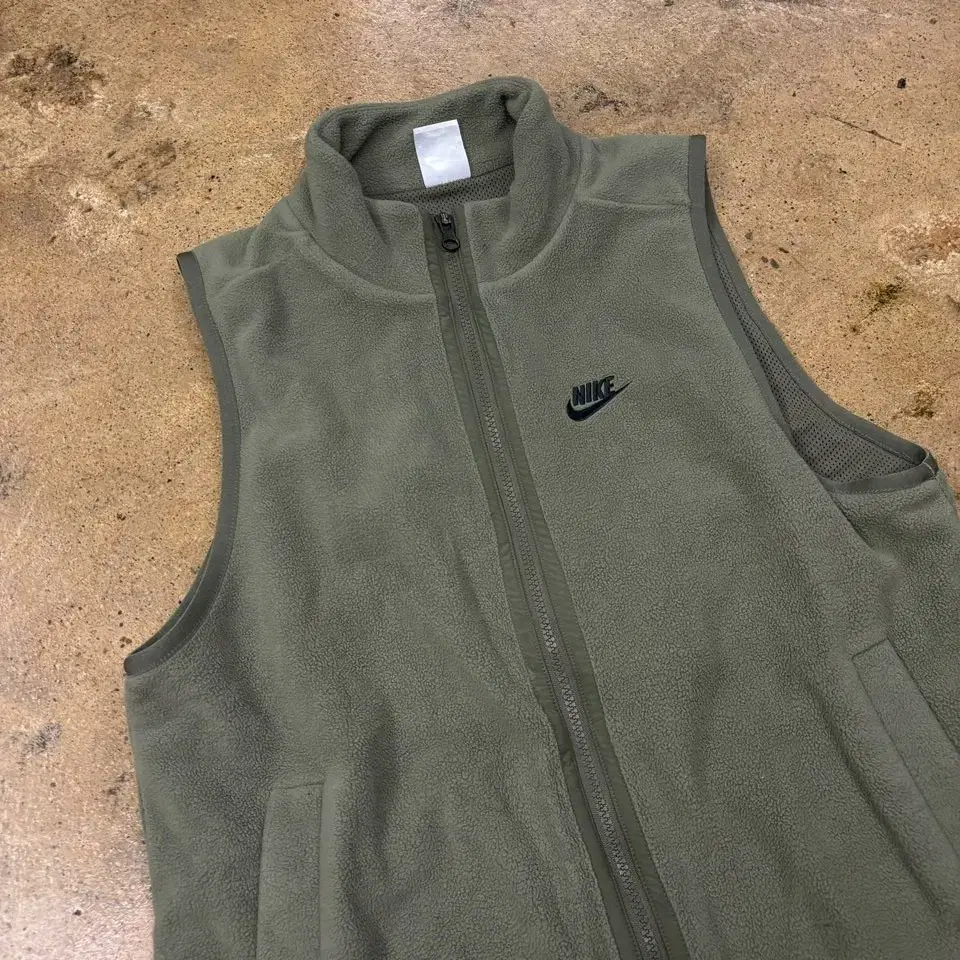 [ Genuine M,95 ] Nike Fleece Vest Vest